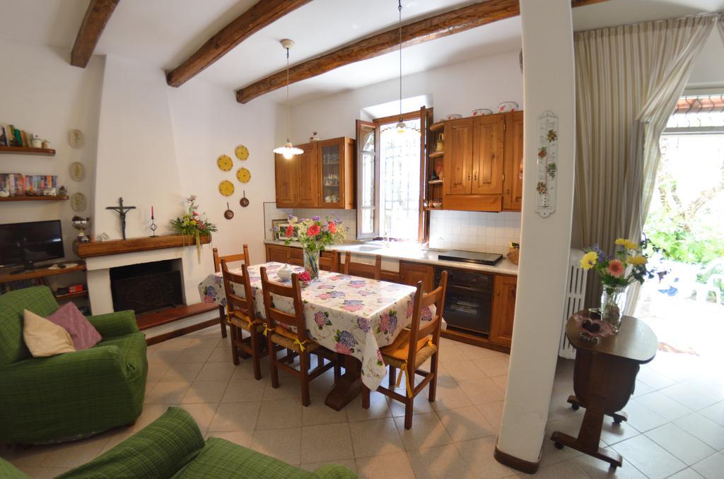 Casa Romana Viareggio Buitenkant foto