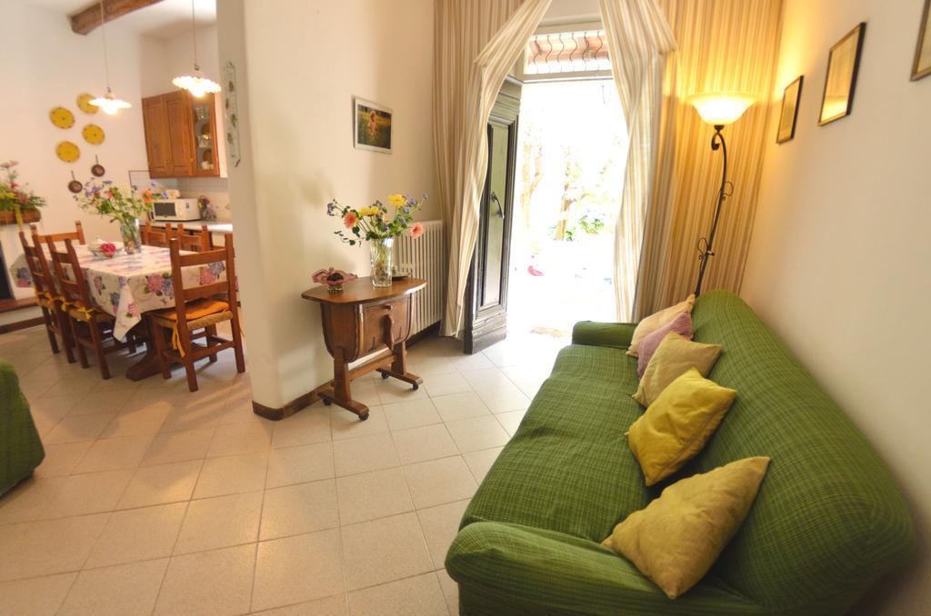 Casa Romana Viareggio Buitenkant foto